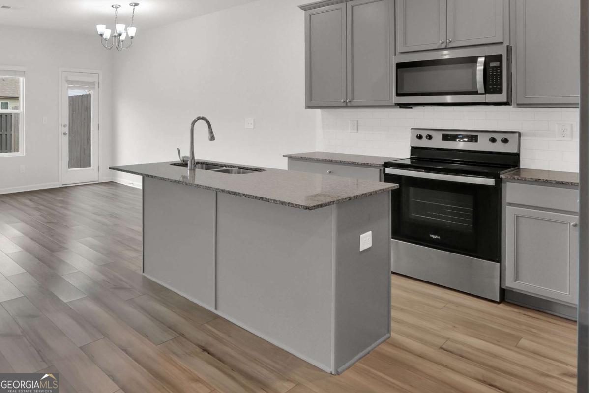 59 Regent Park Property Photo 17
