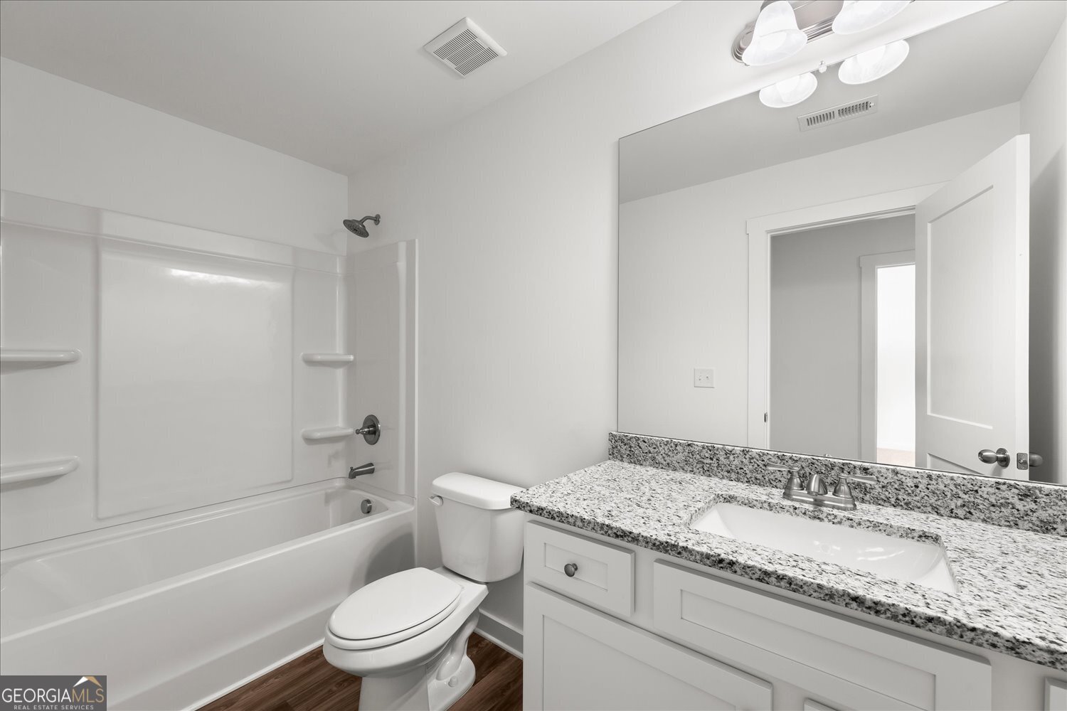 528 Lillian Way Property Photo 19