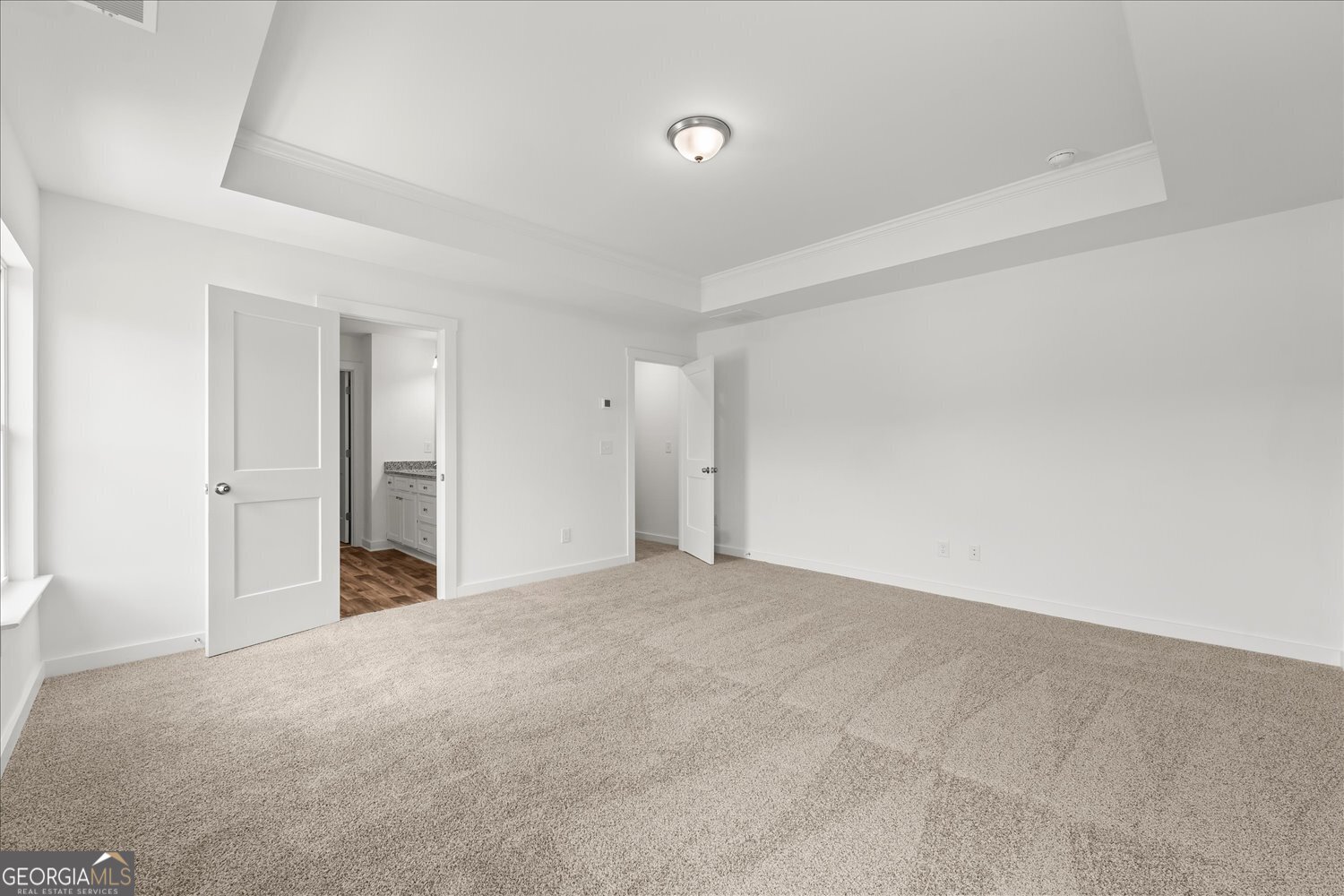 528 Lillian Way Property Photo 21