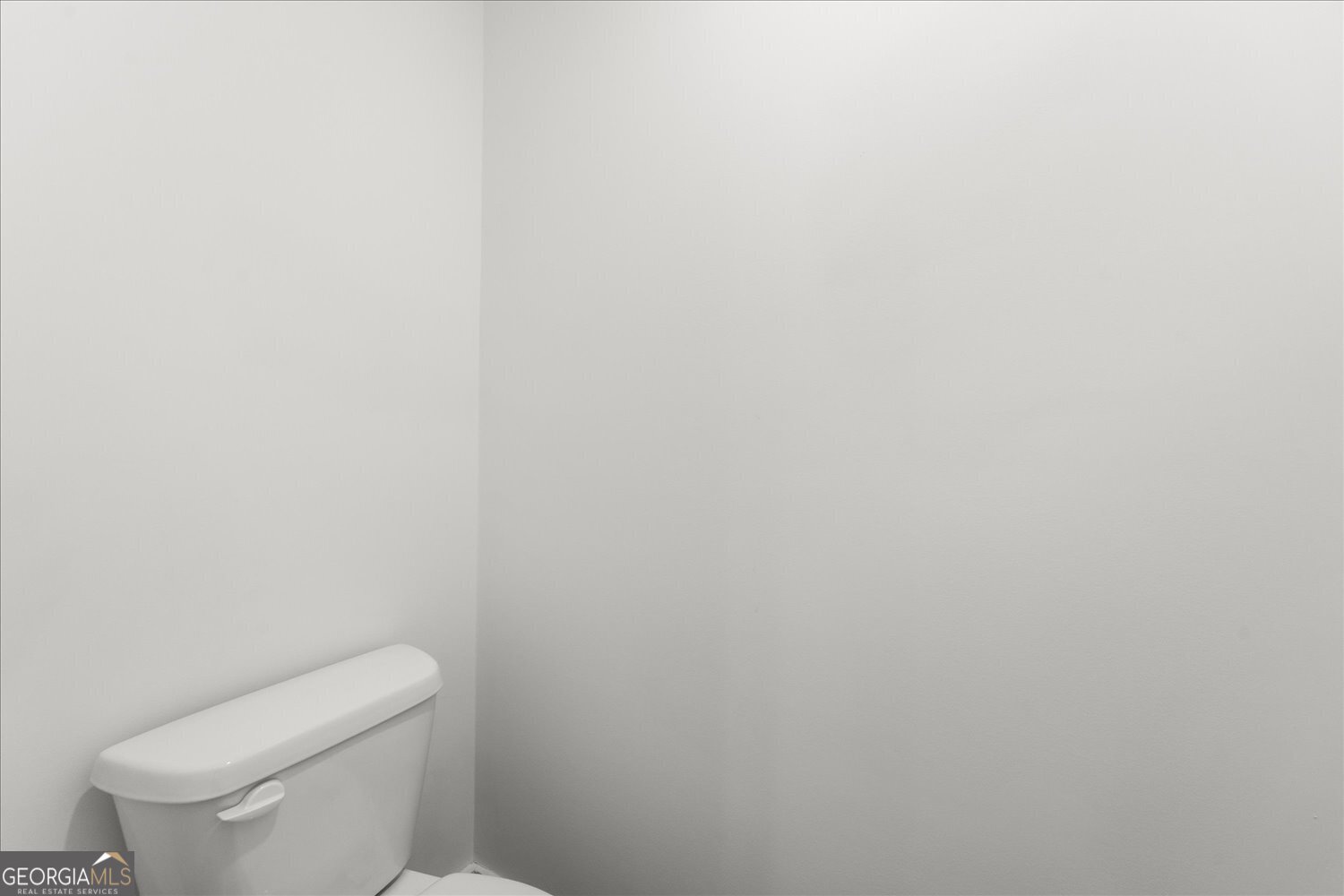 528 Lillian Way Property Photo 26