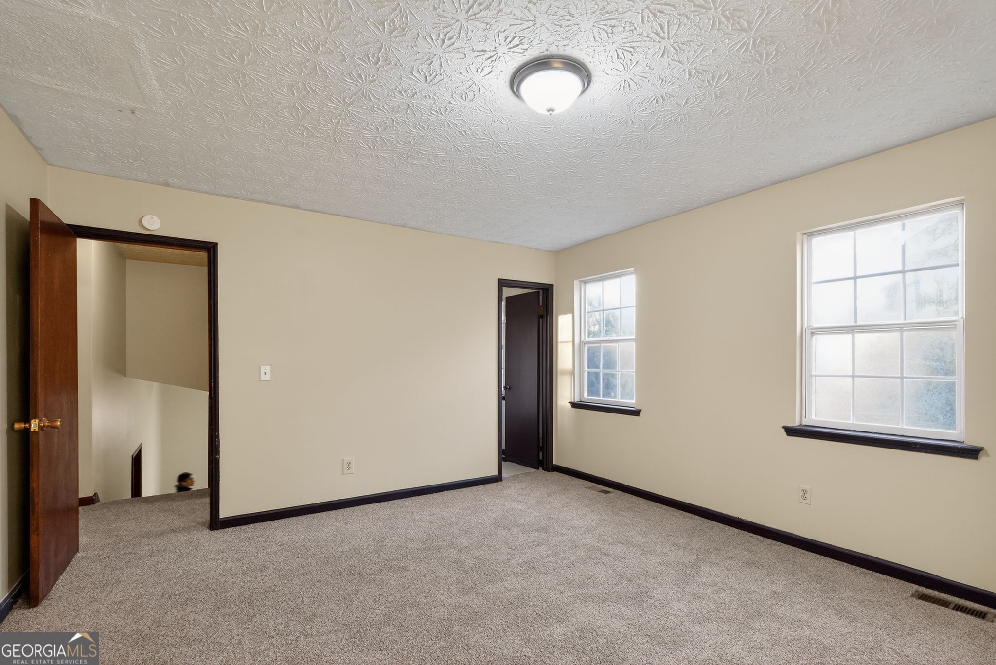 9224 Sunset Drive Property Photo 18