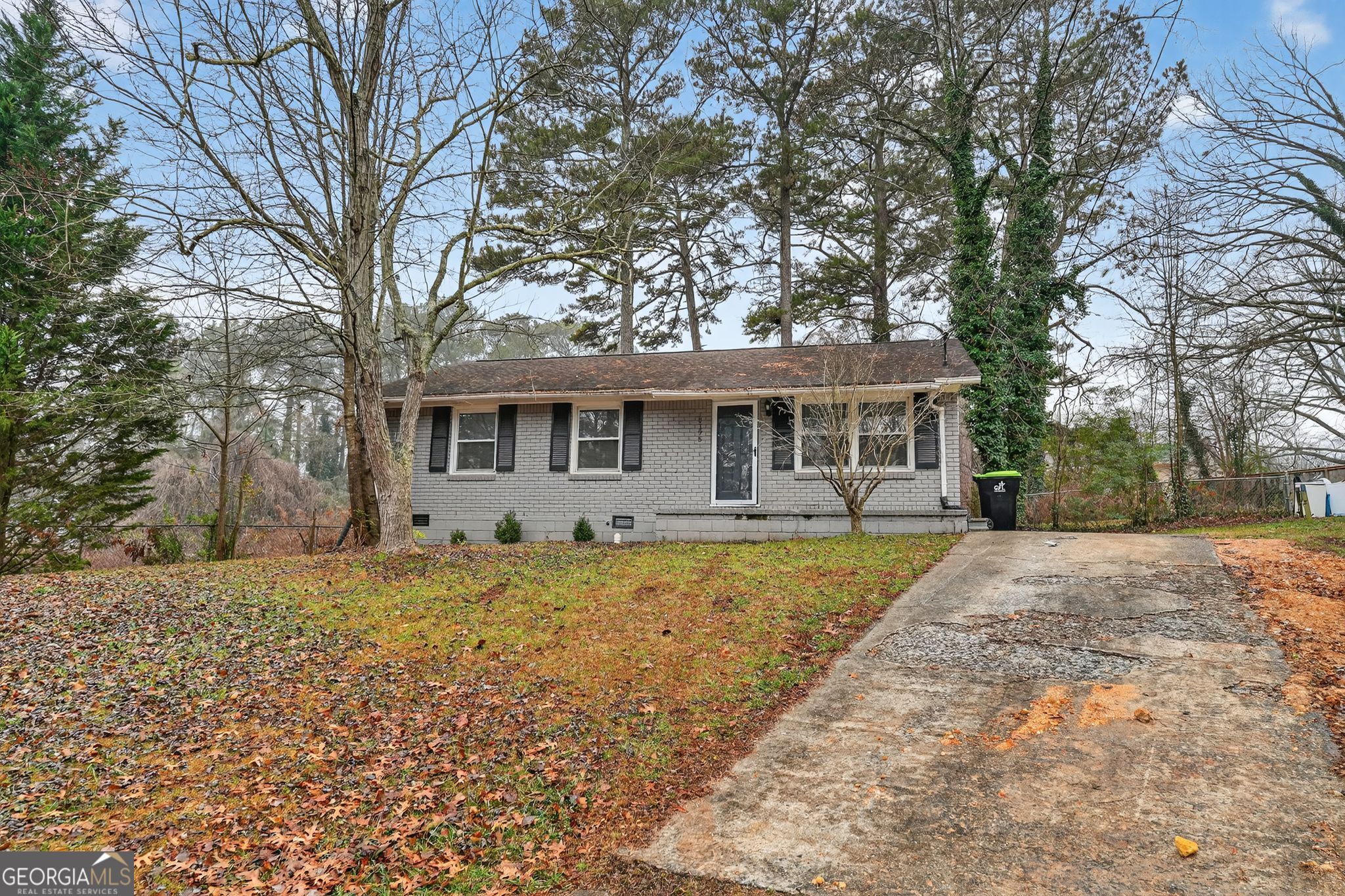 8195 Saxon Court Property Photo 1
