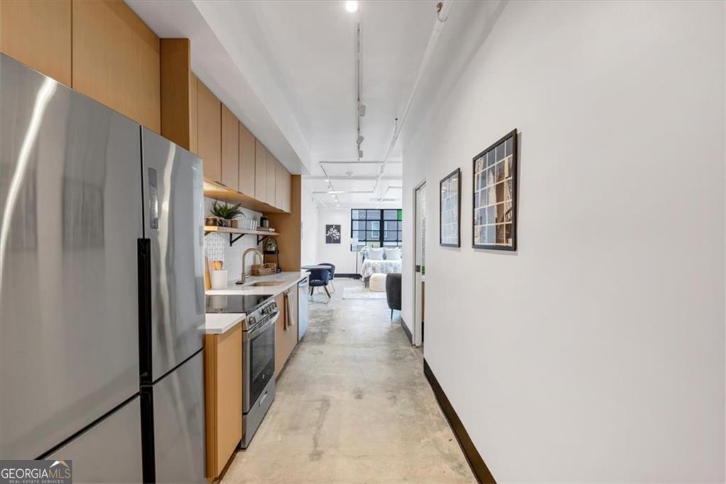 1805 Harvard Avenue # 306 Property Photo 2