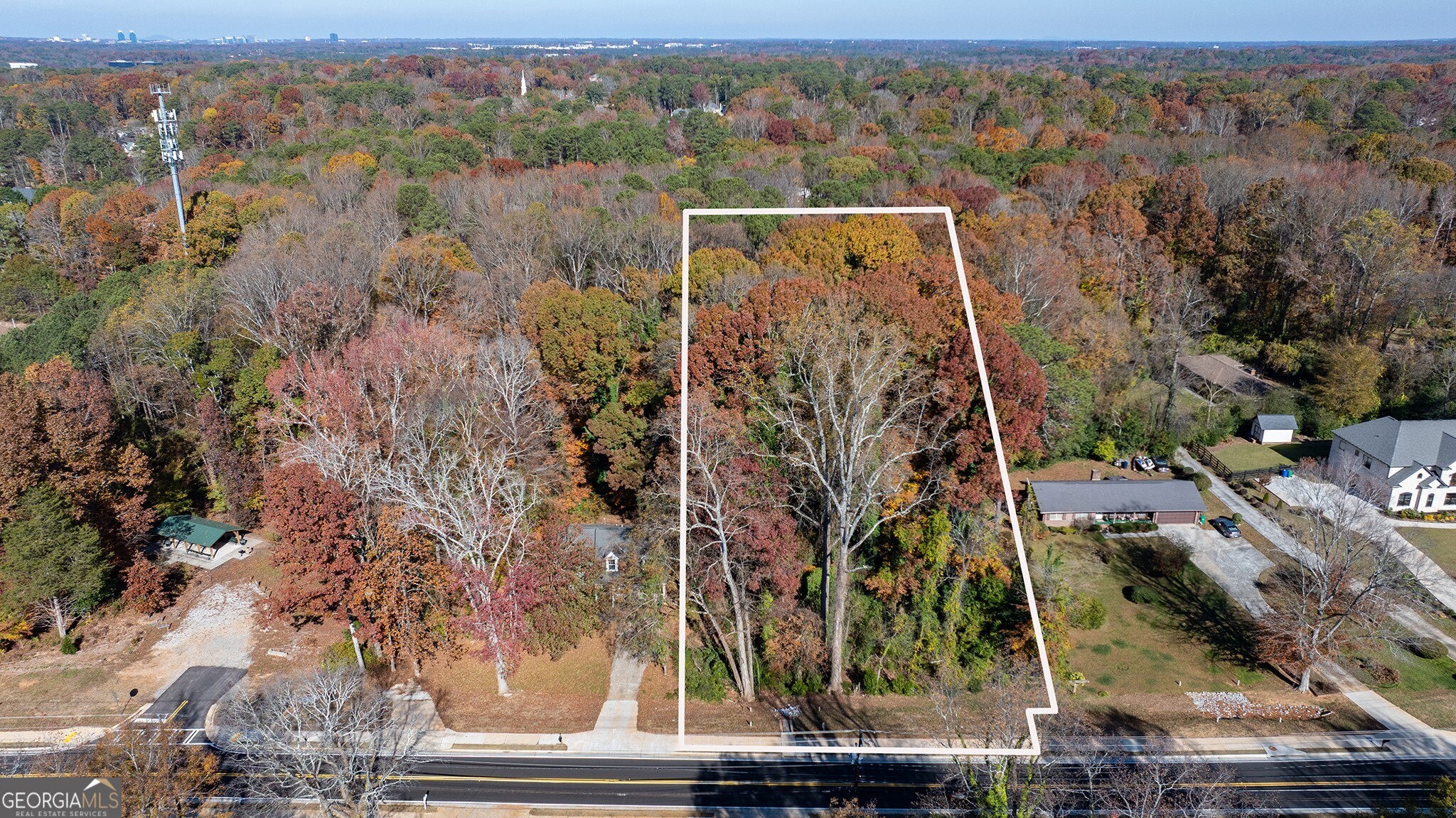 2924 Lavista Road Property Photo 1