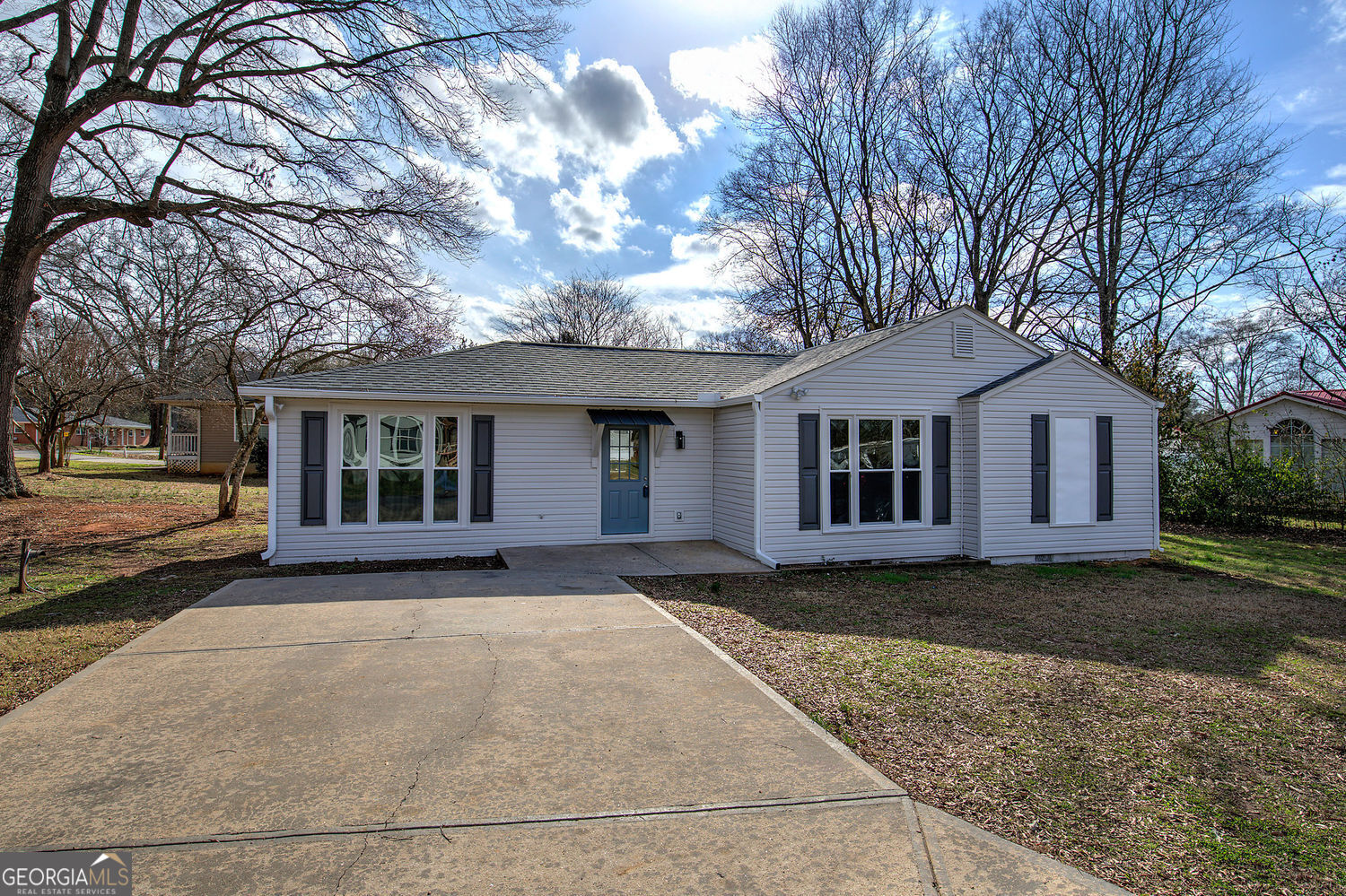 30 Grove Circle