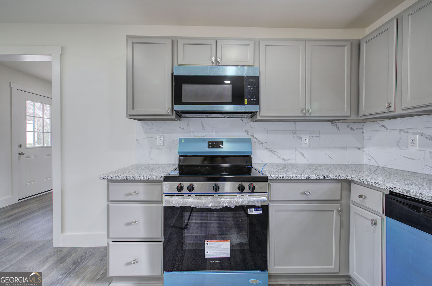 30 Grove Circle Property Photo 12