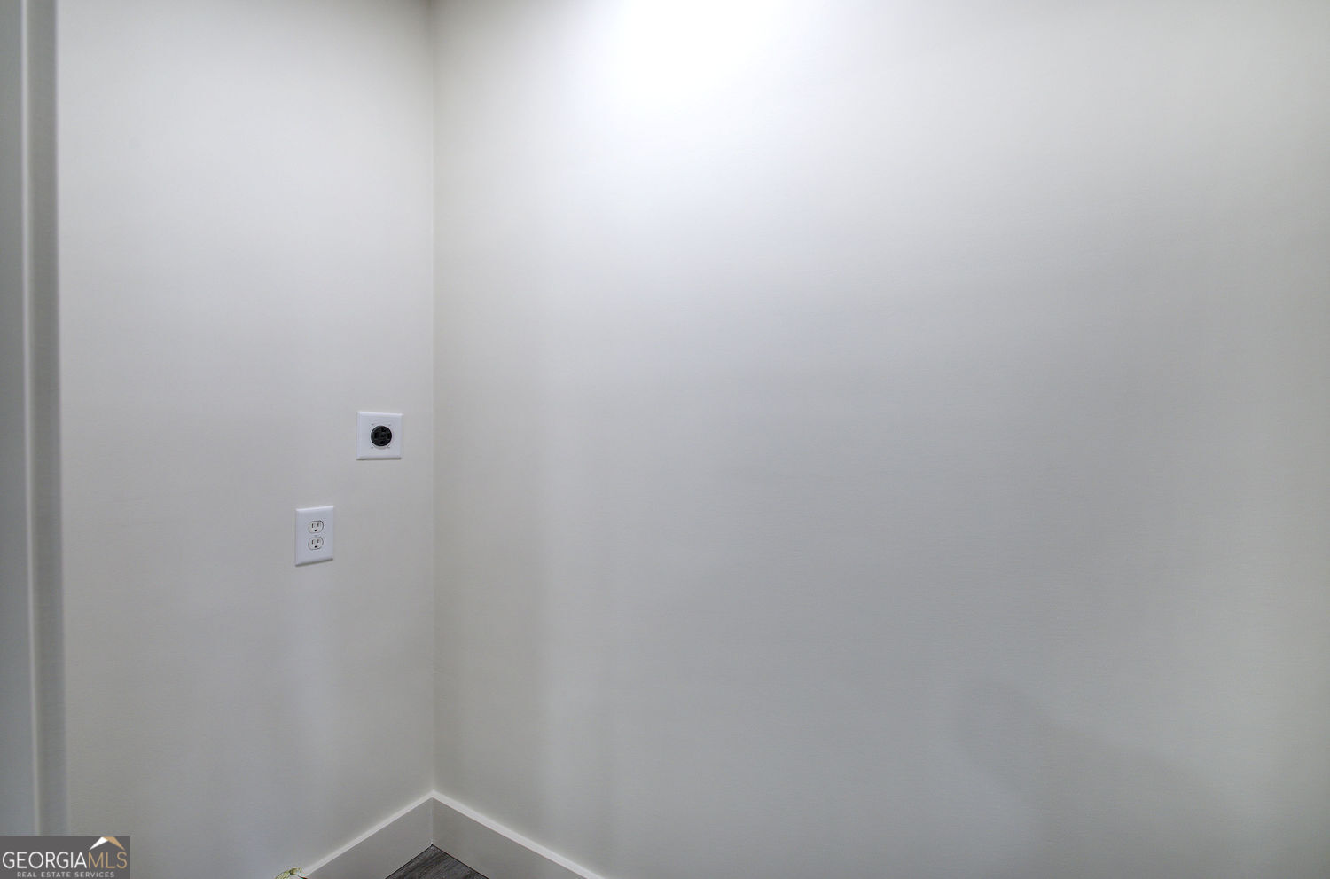 30 Grove Circle Property Photo 14