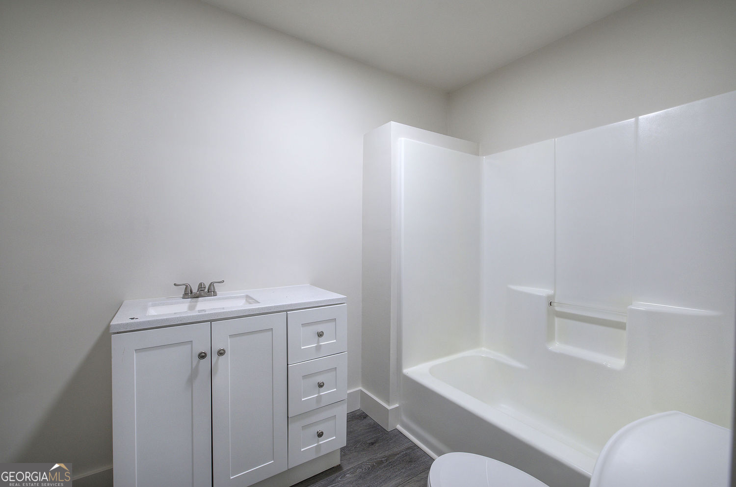 30 Grove Circle Property Photo 18