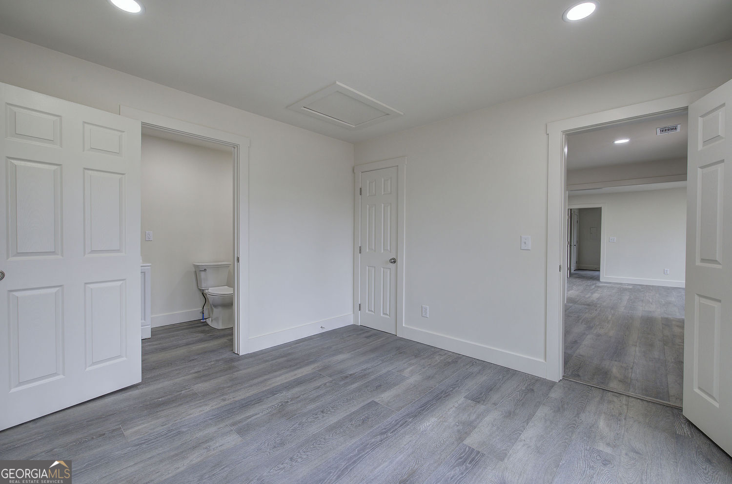 30 Grove Circle Property Photo 25