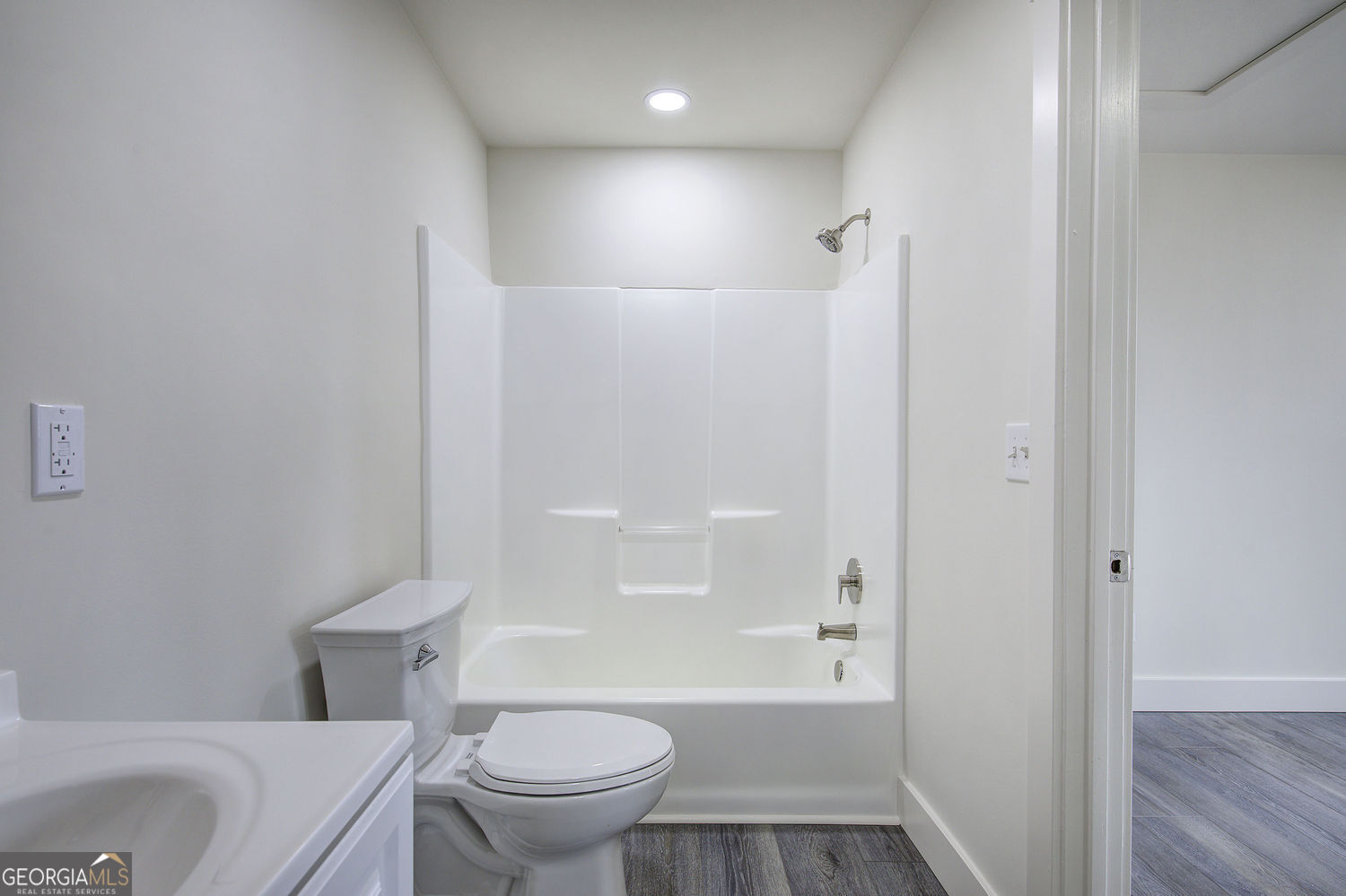 30 Grove Circle Property Photo 27