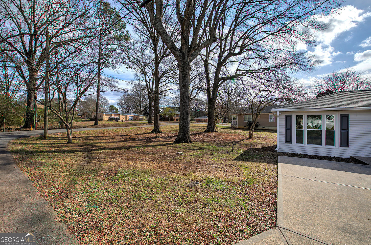 30 Grove Circle Property Photo 32
