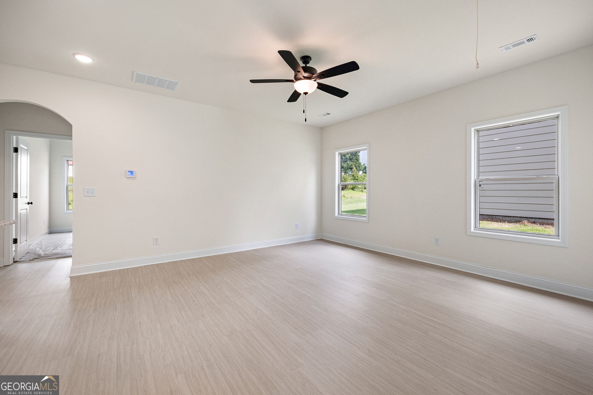 109 Winston Way Property Photo 7