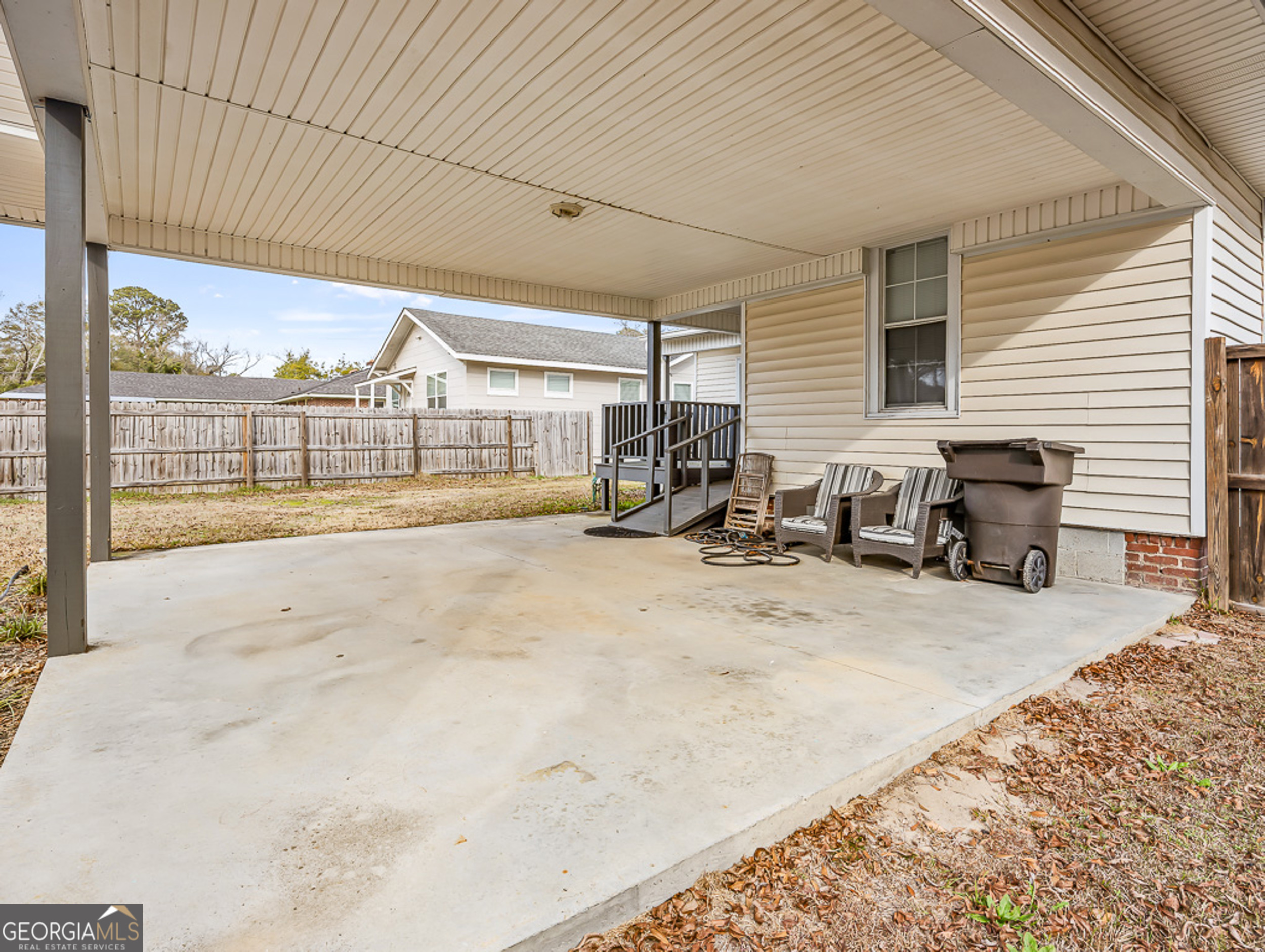 517 N Masonic Street Property Photo 25