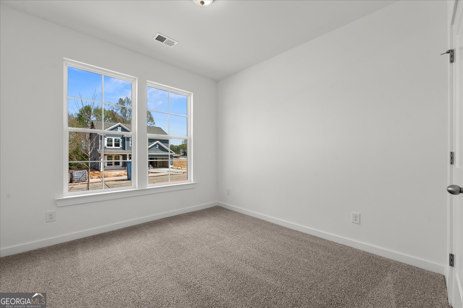 36 Edith Court Property Photo 7