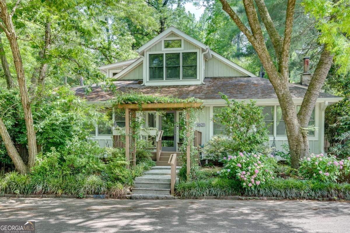 4621 Lakeshore Drive Property Photo 1