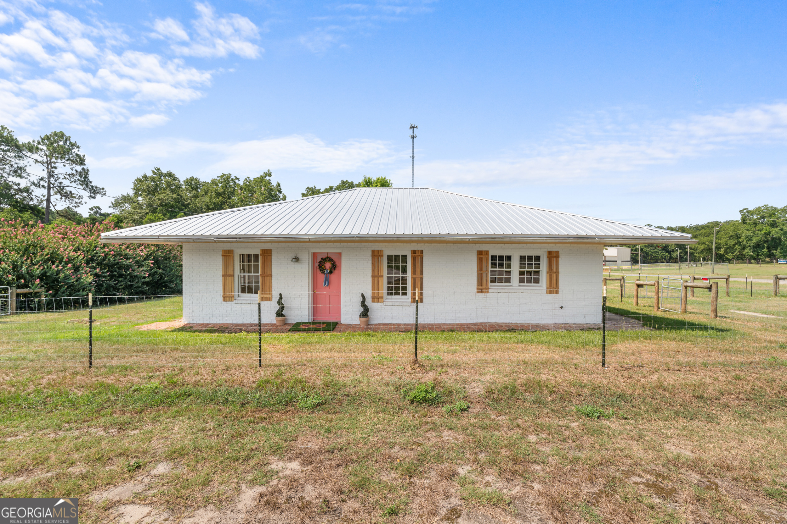1148 Savannah Highway Property Photo 2