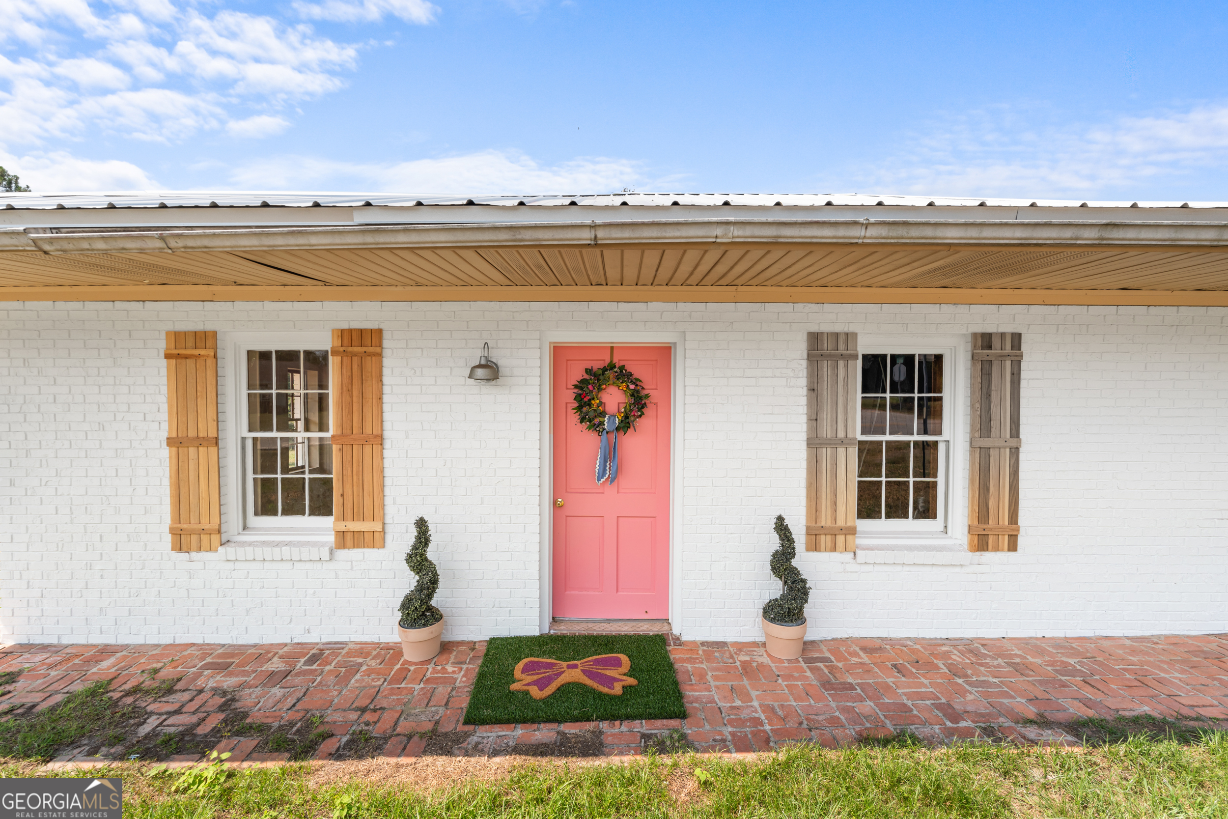 1148 Savannah Highway Property Photo 3