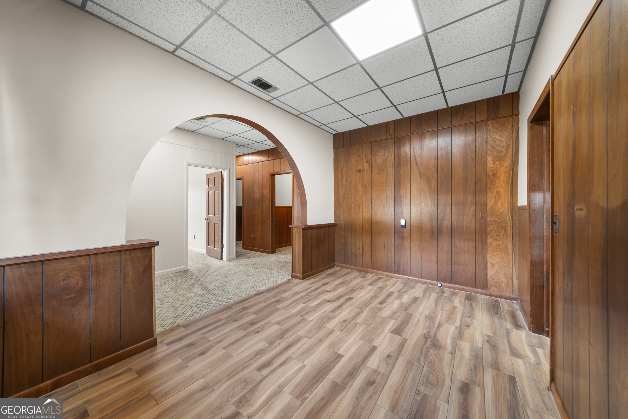 1148 Savannah Highway Property Photo 6