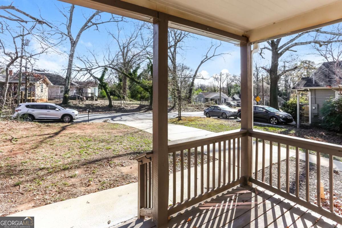 1681 Lanier Drive Sw Property Photo 6