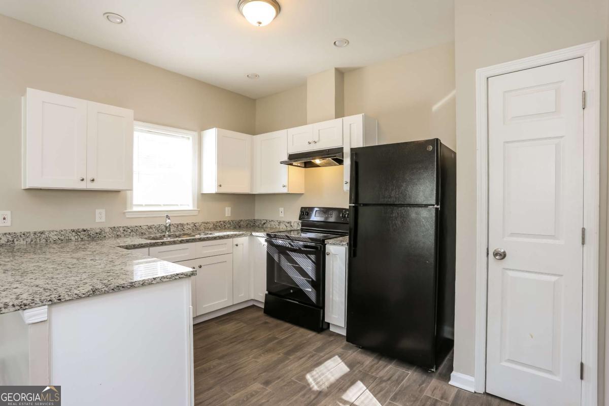 1681 Lanier Drive Sw Property Photo 10