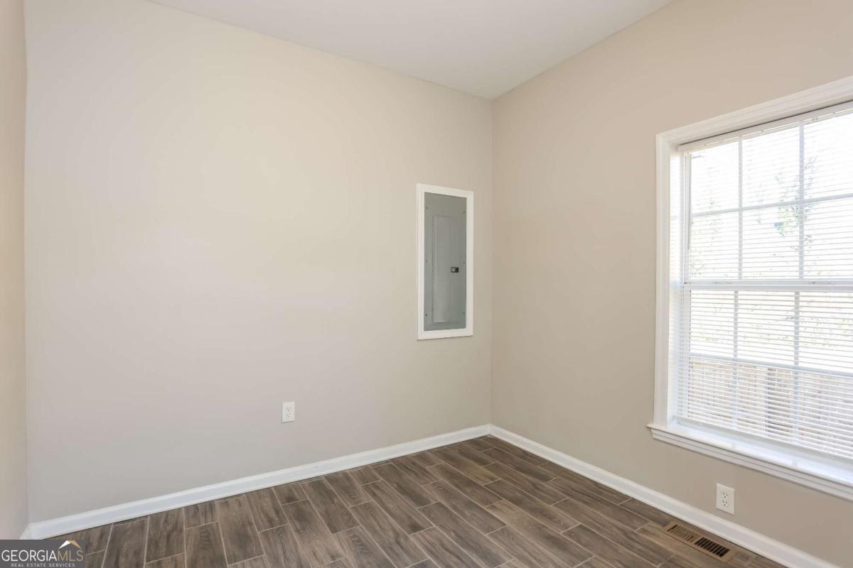 1681 Lanier Drive Sw Property Photo 16