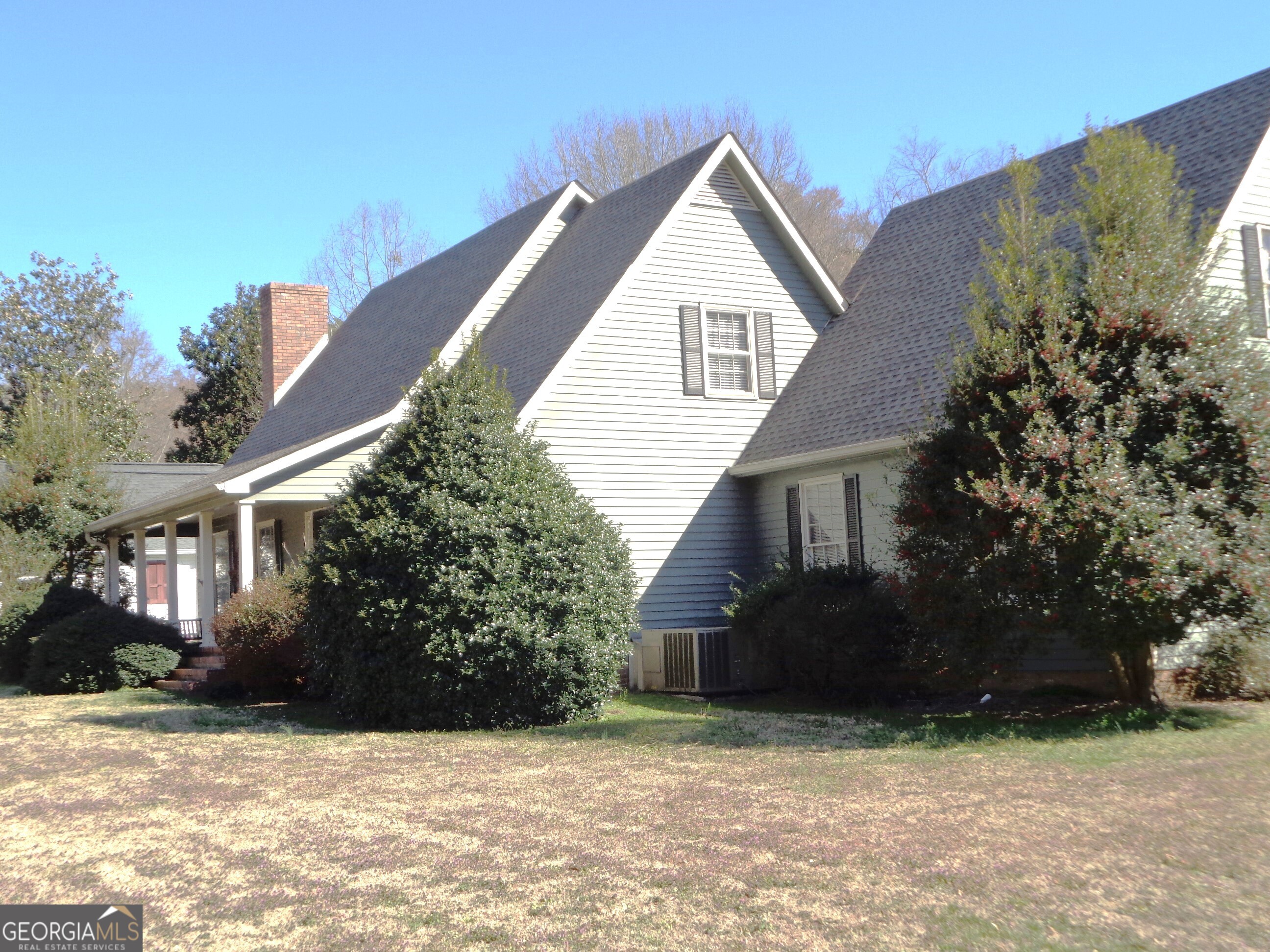 1012 Fairview Road Property Photo 6