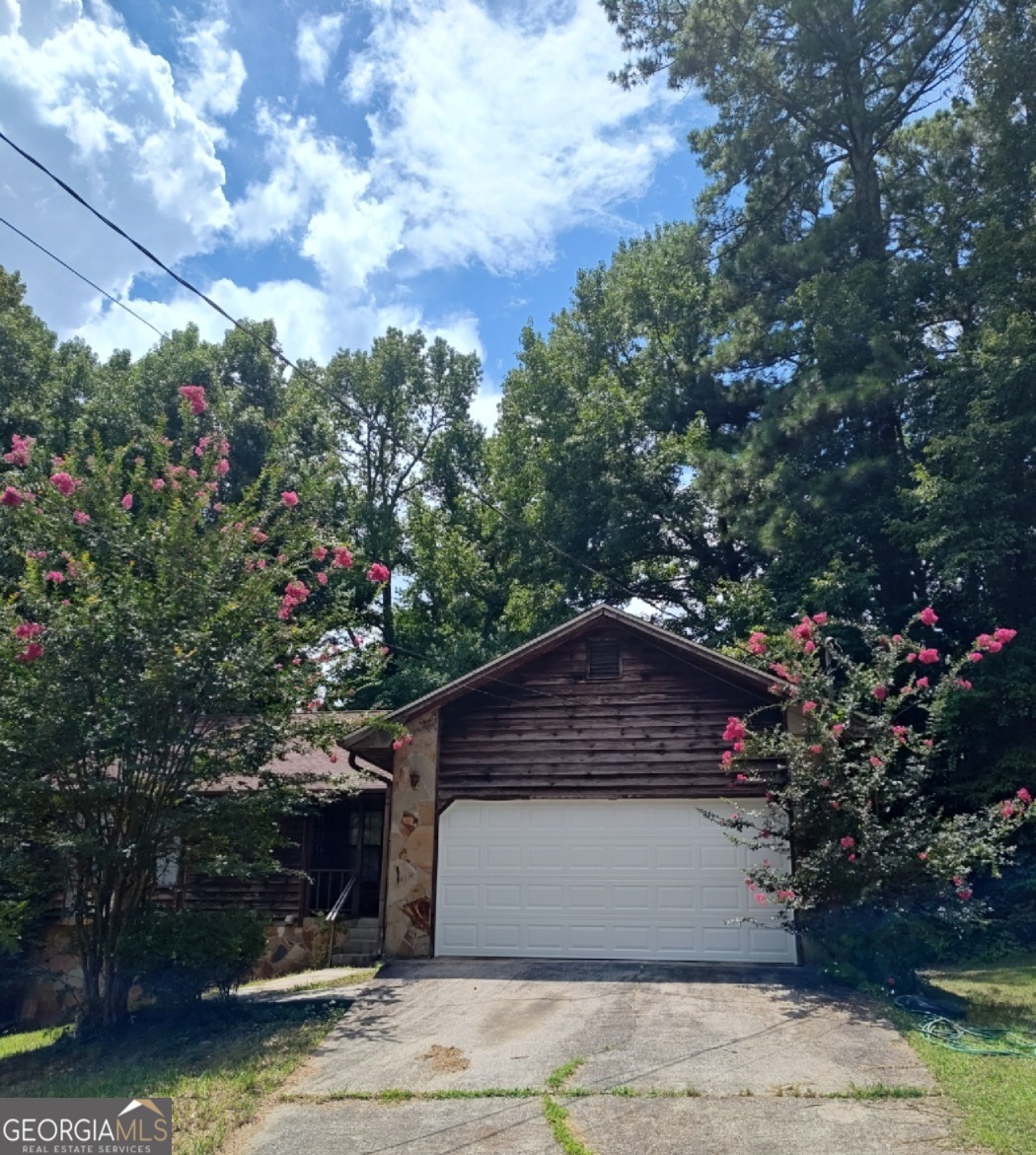 629 Woodsong Lane Property Photo 1