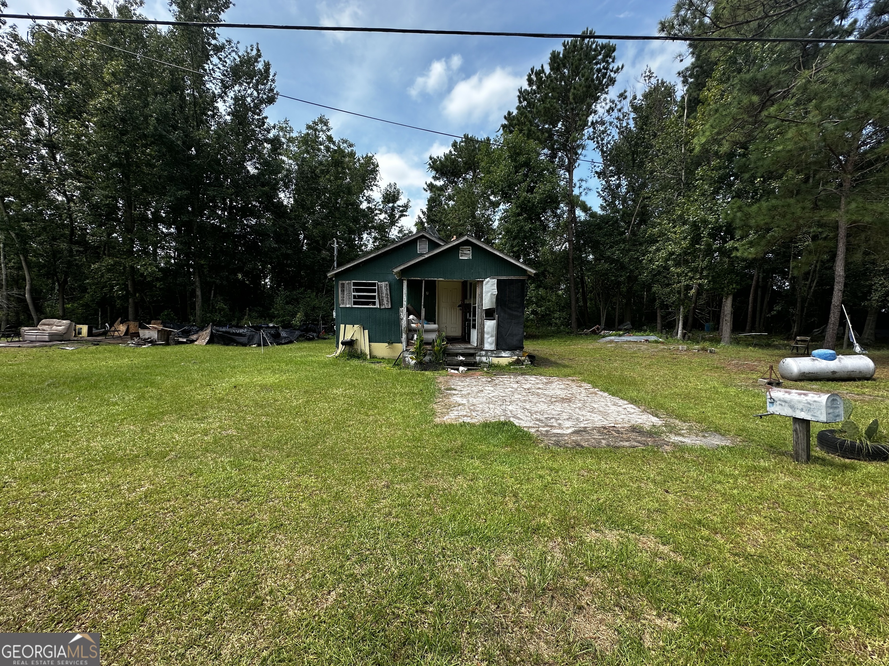 624 W Washington Avenue Property Photo 1