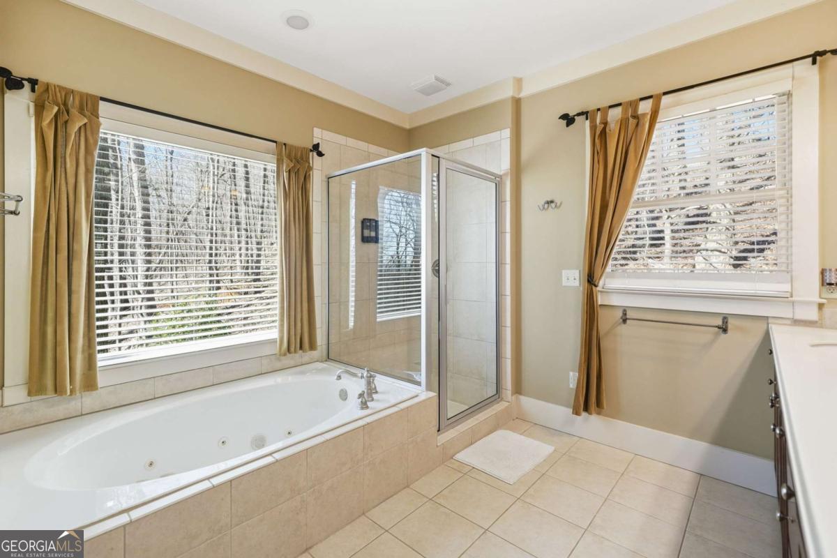 425 Sanderlin Mountain Drive Property Photo 20