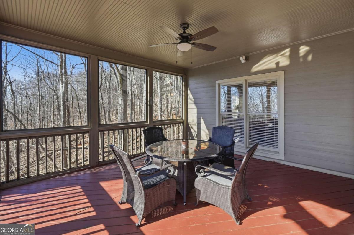 425 Sanderlin Mountain Drive Property Photo 25