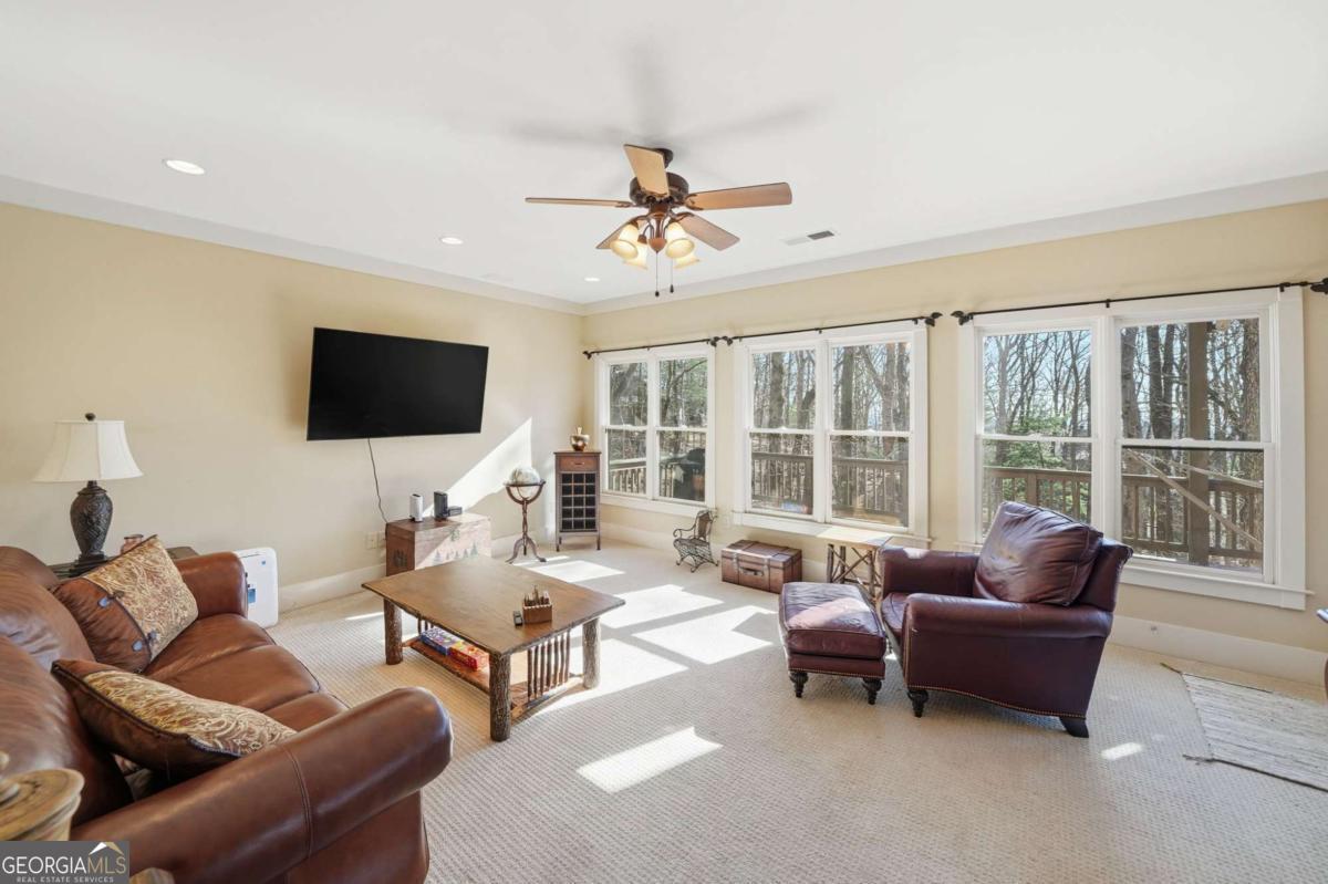 425 Sanderlin Mountain Drive Property Photo 28