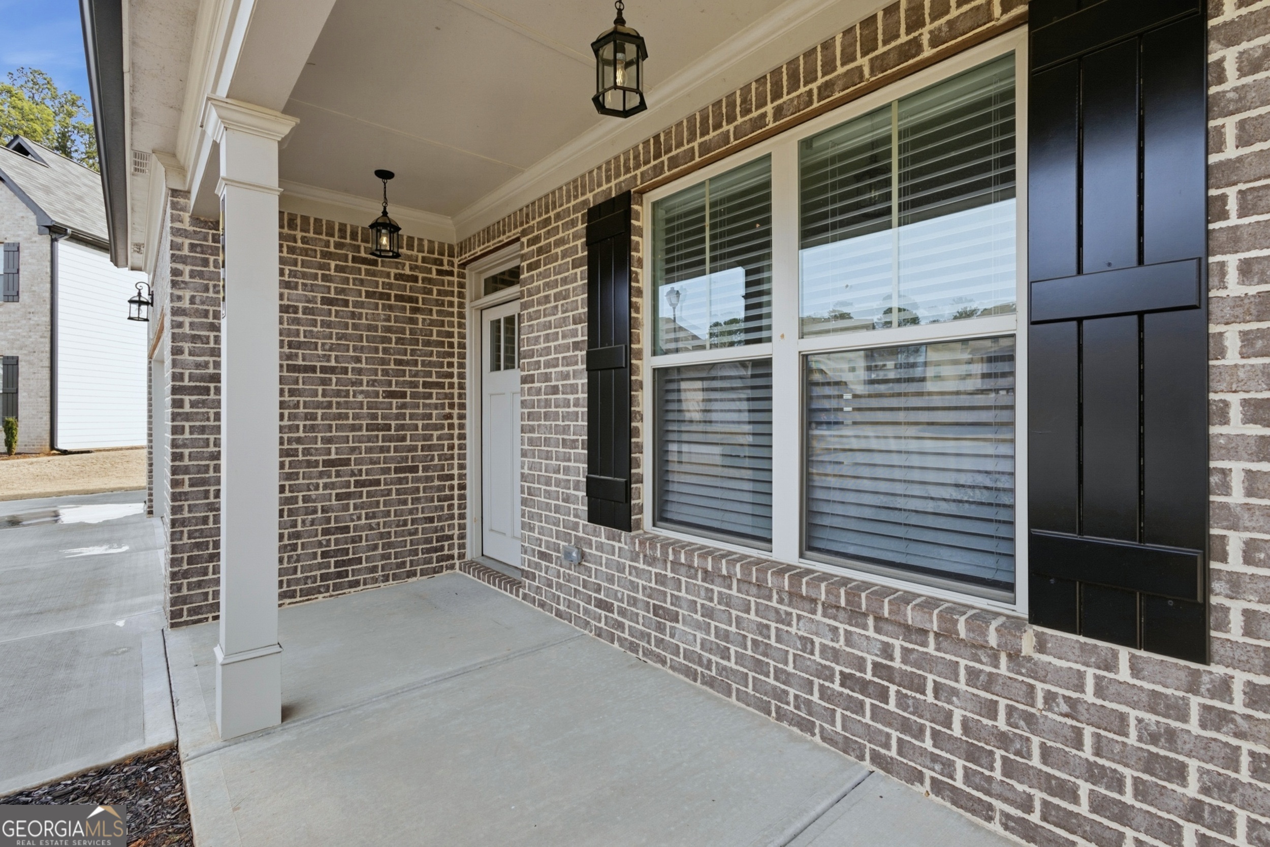 408 Elkhorn Glen Court Property Photo 2