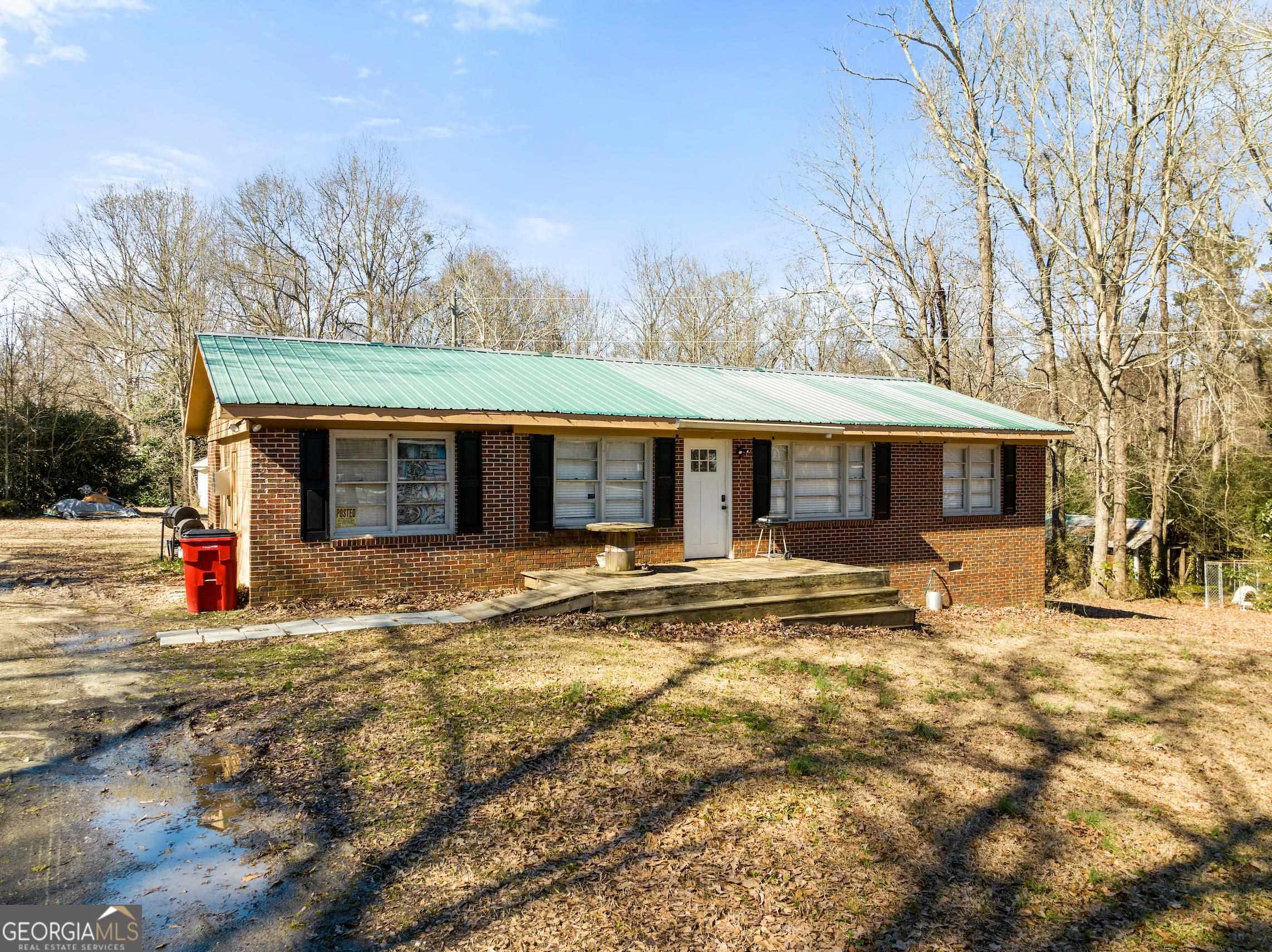 6529 Highway 53 Property Photo 3