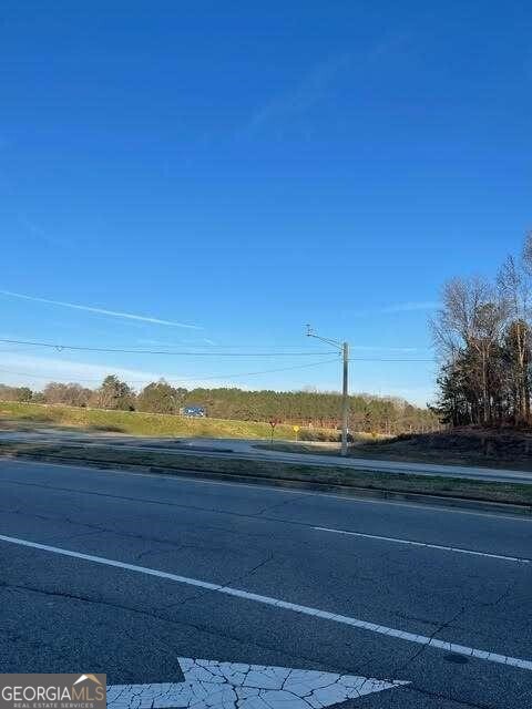 2202 Jesse Jewell Parkway Property Photo 4