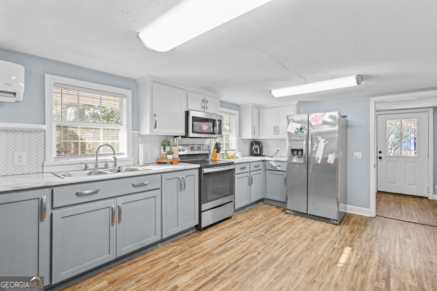 512 Tillman Street Property Photo 13