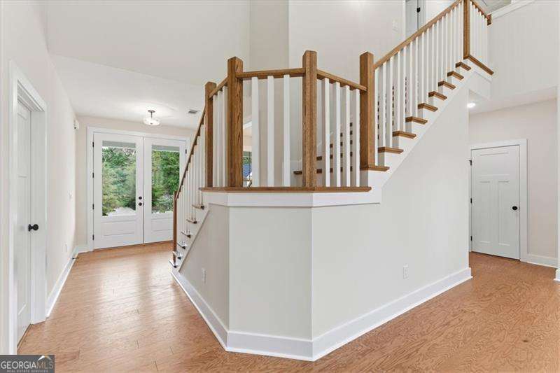9 Everwood Court Se Property Photo 6
