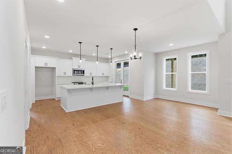 9 Everwood Court Se Property Photo 10