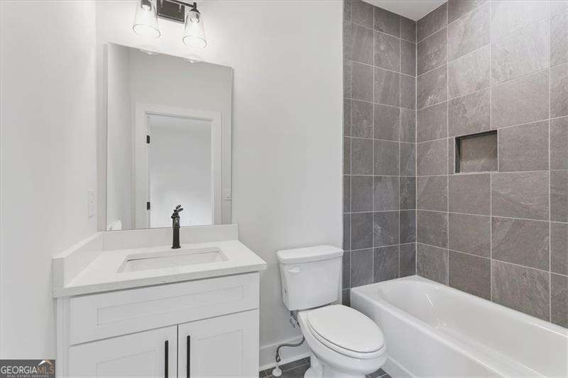 9 Everwood Court Se Property Photo 31