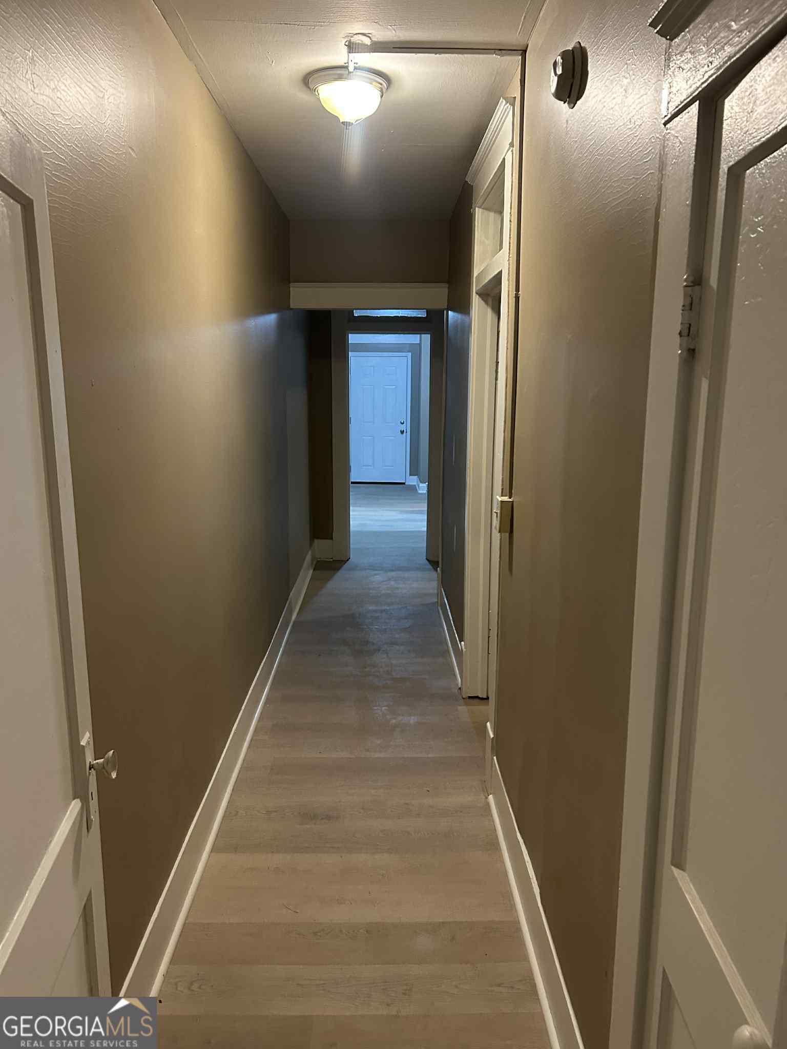 1049 Birch Street Property Photo 5