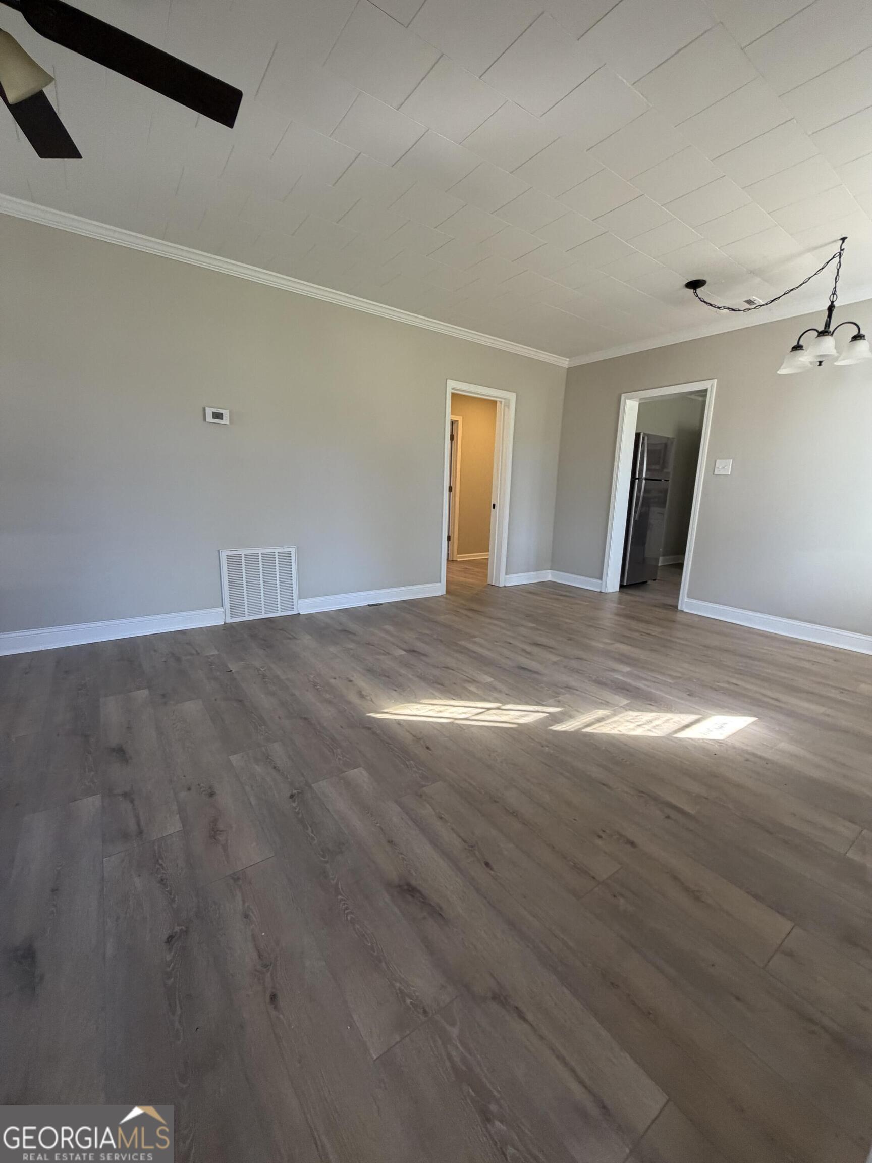 120 Knox Street Property Photo 10