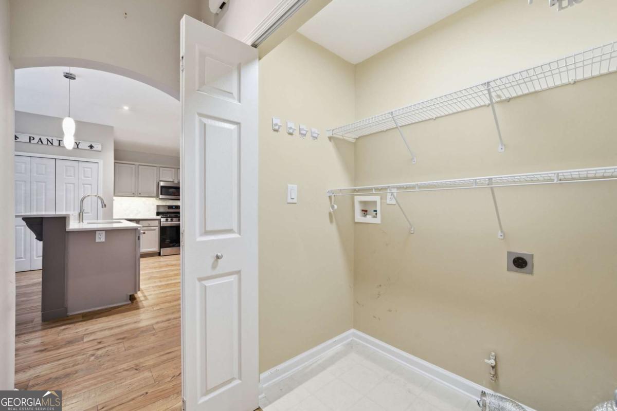 102 Courtyard Lane Property Photo 36