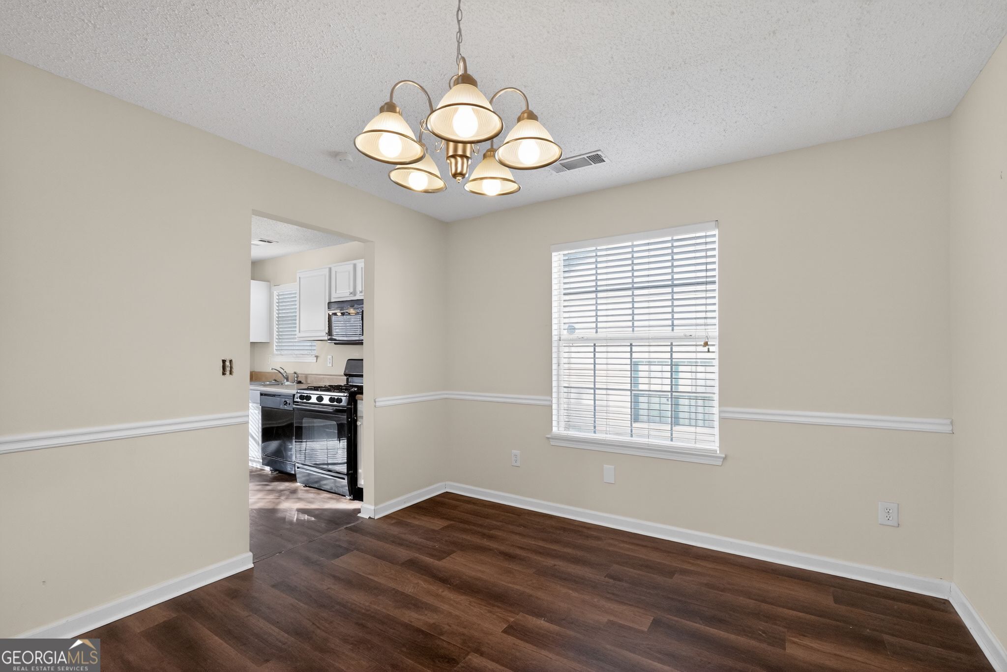 3675 Gray Birch Drive Property Photo 7