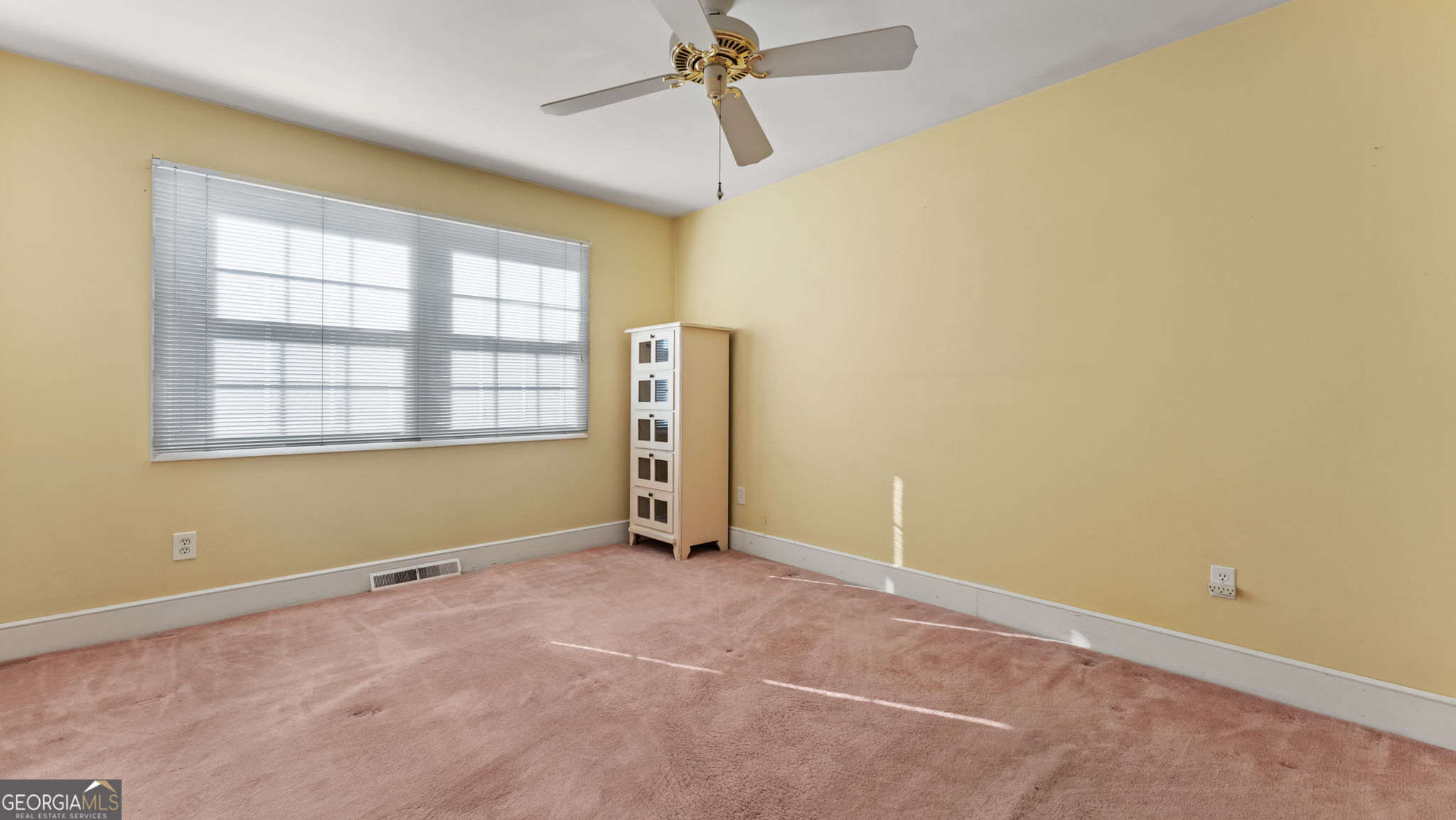 8 Lakemoore Drive Ne Property Photo 20