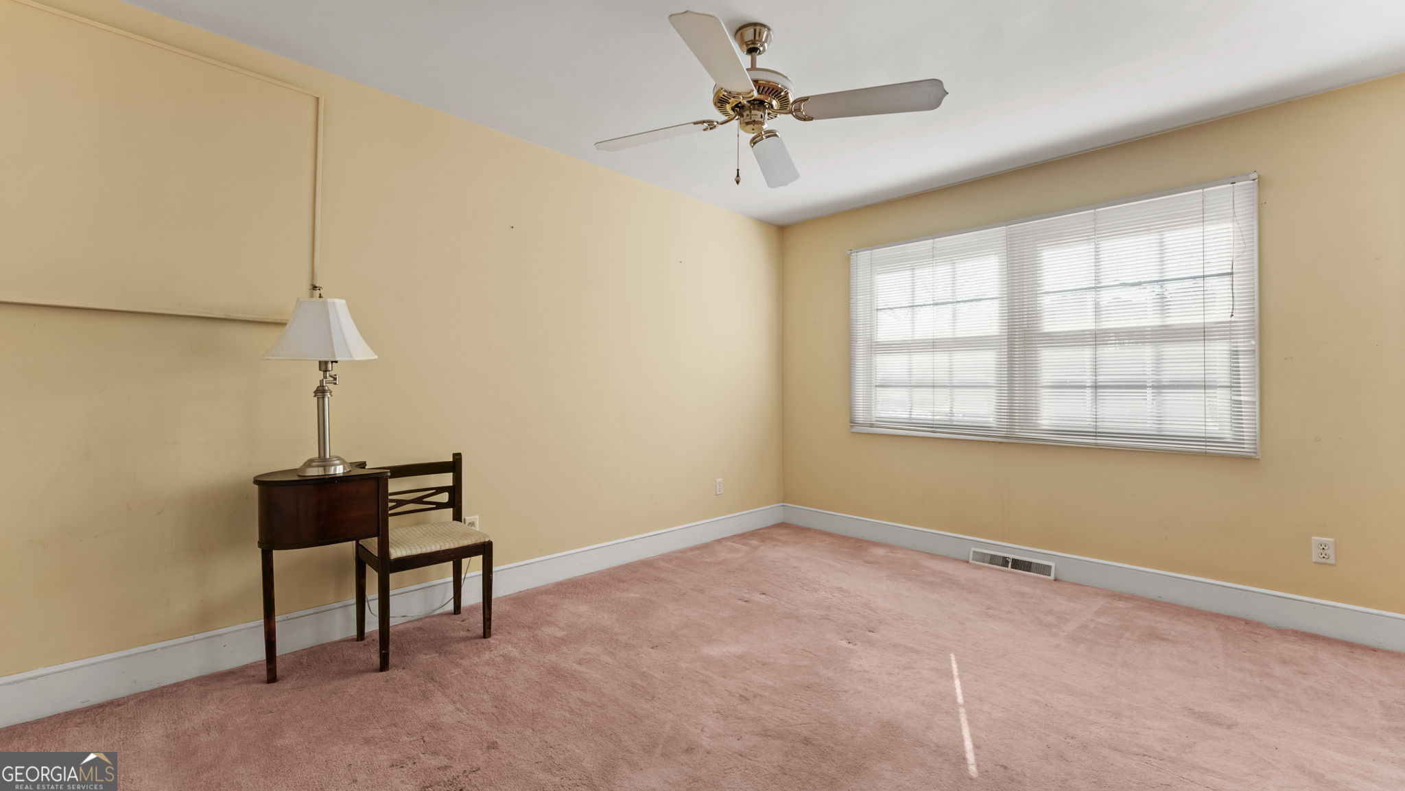8 Lakemoore Drive Ne Property Photo 23