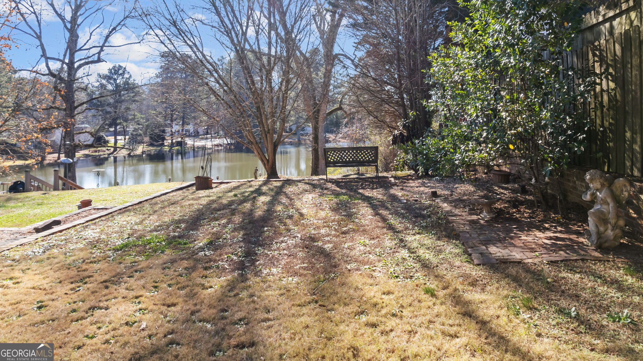 8 Lakemoore Drive Ne Property Photo 47