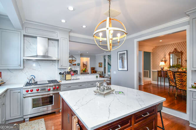 2901 Club Place Property Photo 11