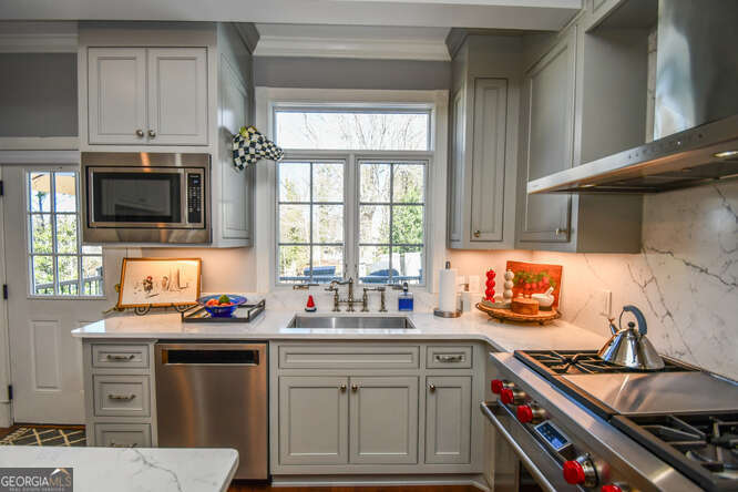 2901 Club Place Property Photo 12