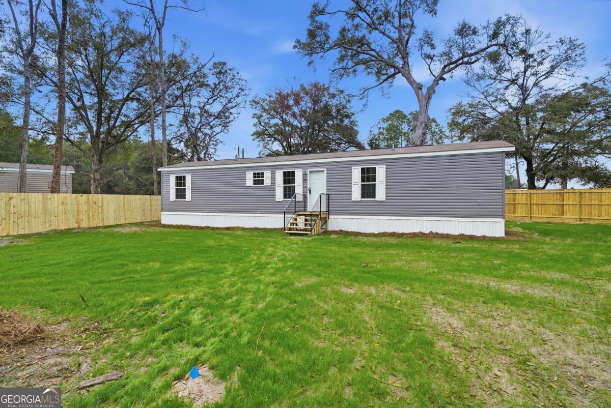 93 Thrasher Lane E Property Photo 1