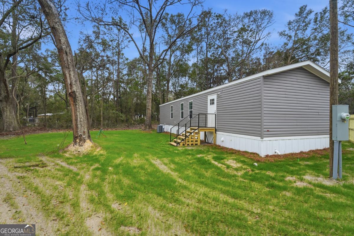 94 Thrasher Lane E Property Photo 18