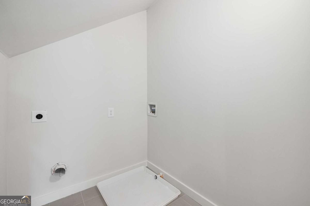 105 Georgia Avenue Se # 8 Property Photo 17